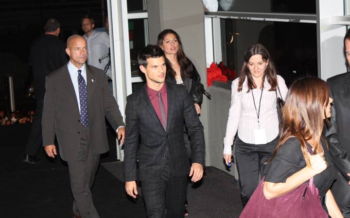 Taylor Lautner visita Madrid para la premiere de ‘Sin salida’