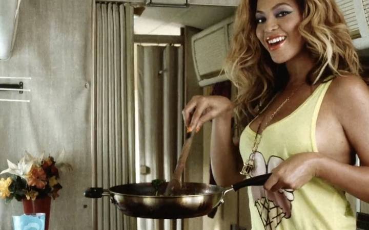 Consigue el total look de Beyoncé en el videoclip de ‘Party’
