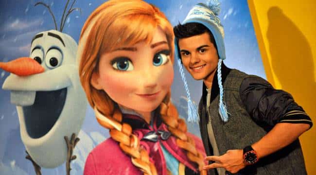Abraham Mateo pone banda sonora a la película “Frozen, el Reino del Hielo”