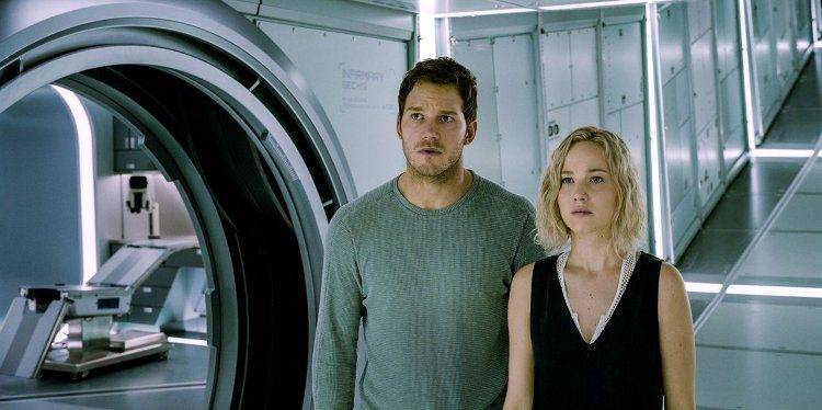 Chris Pratt y Jennifer Lawrence con cara de preocupados...