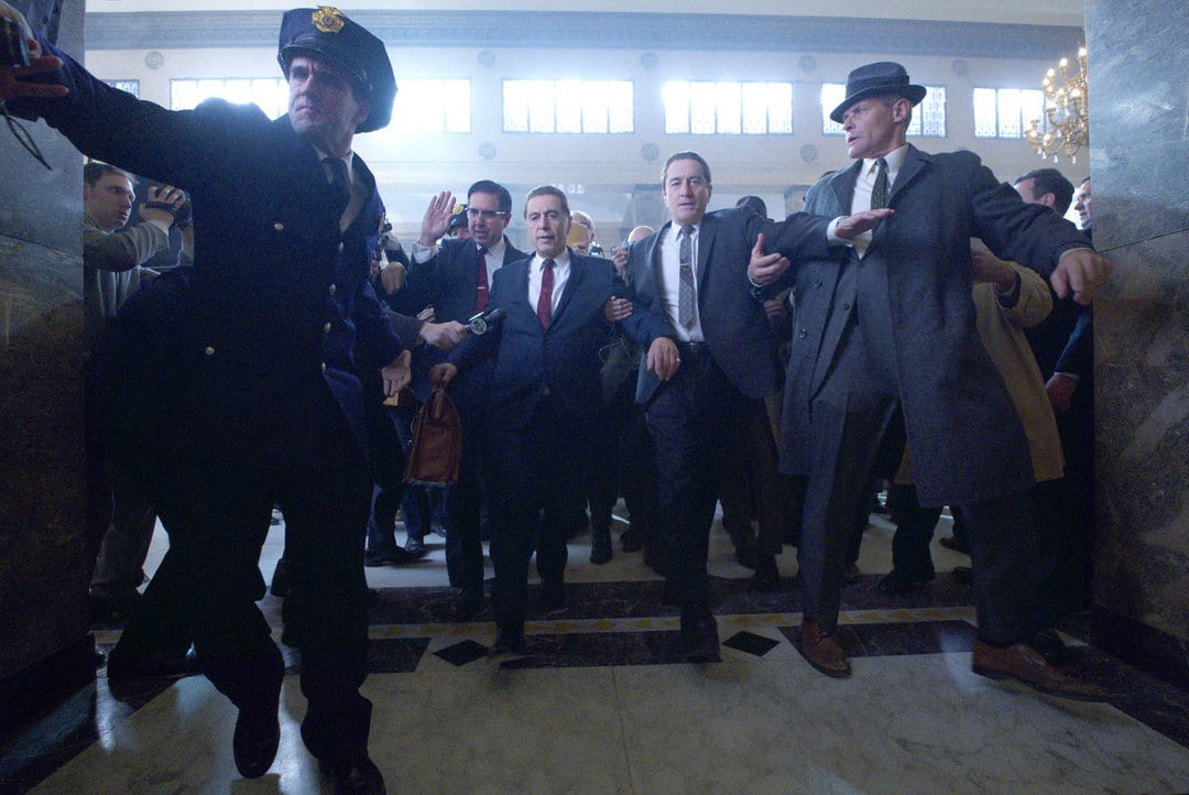 Al Pacino y Robert De Niro en una escena de la película "El Irlandés" (Netflix)
