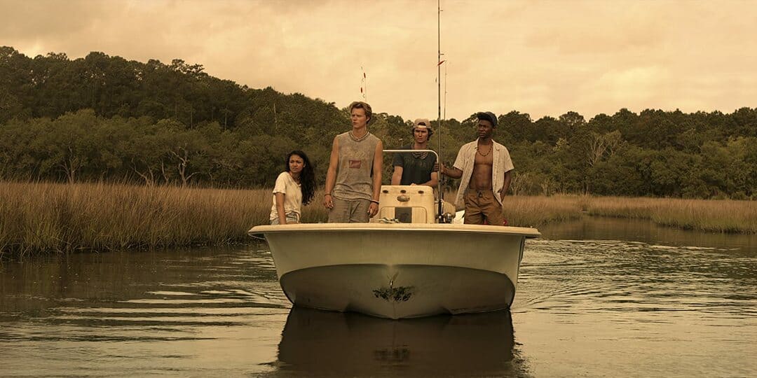 Escena de la serie Outer Banks de Netflix